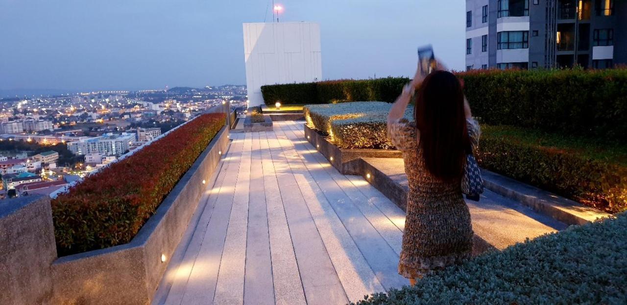 The Base Central Pattaya Quiet King-Bed With Infinity Pool & Free Netflix! 외부 사진