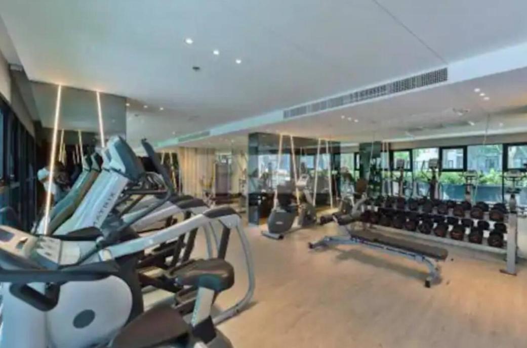 The Base Central Pattaya Quiet King-Bed With Infinity Pool & Free Netflix! 외부 사진