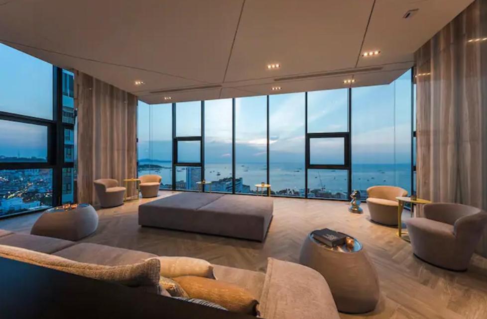 The Base Central Pattaya Quiet King-Bed With Infinity Pool & Free Netflix! 외부 사진