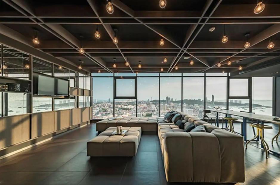 The Base Central Pattaya Quiet King-Bed With Infinity Pool & Free Netflix! 외부 사진